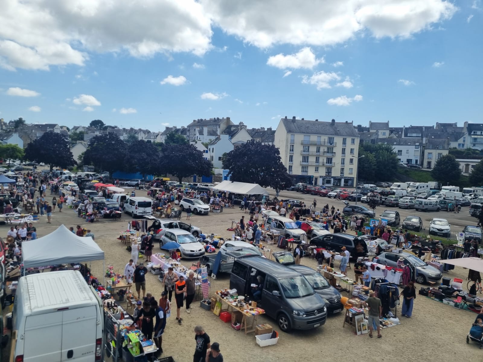 photo du troc et puces vu de la grande roue